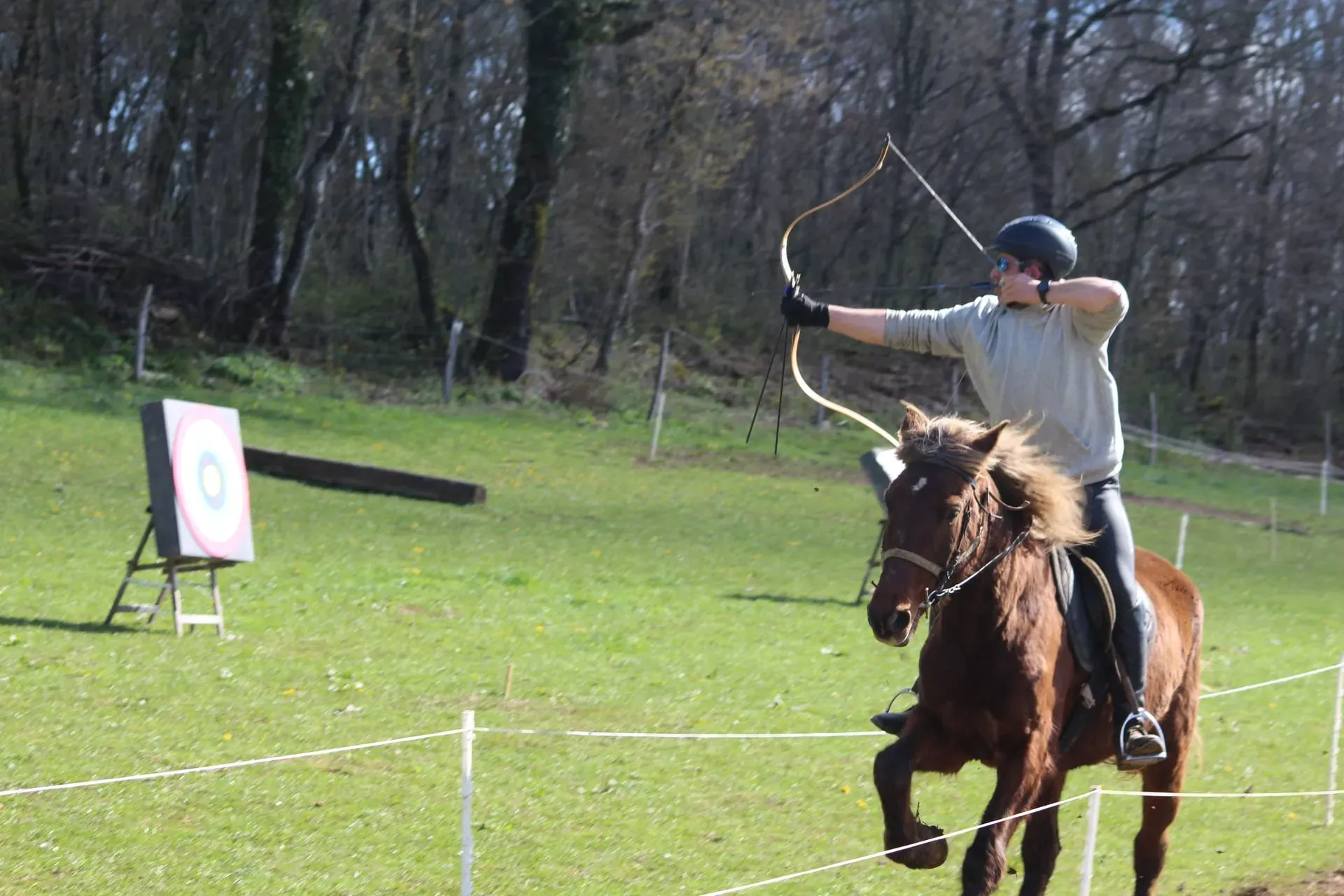 Tire à l'arc à cheval